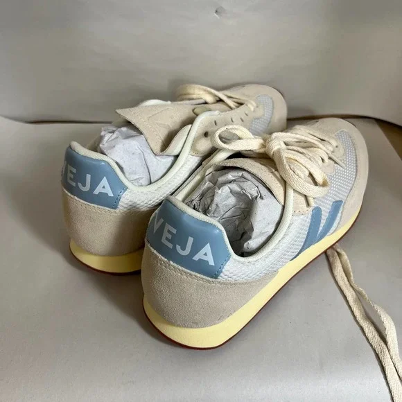 Veja Women's Sneakers in Cream and Blue - Picture 4 of 7